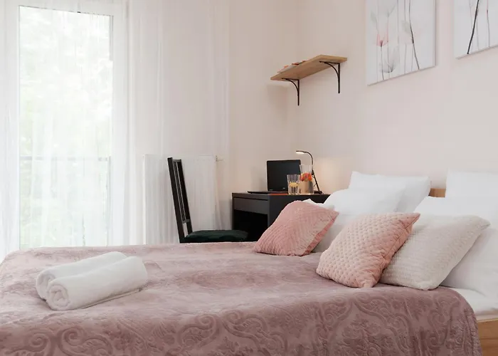 Wola Apartment Banderii By Noclegi Renters