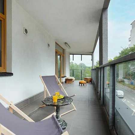 Wola Apartment Banderii By Noclegi Renters Varsavia Esterno foto